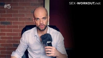 Как ее пизда начинает взмокать от сильного возбуждения