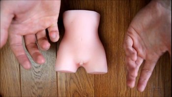 Как обнажила для него свои сиськи