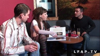 Студентки сделали двойной отсос