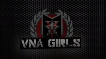 Порно вылизал вытекающую сперму