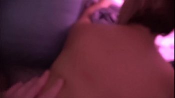 Мать застукала сына и дочь в постели