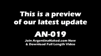 Голые грудастые девушки смотреть фото