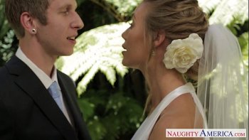 Сексуальные невесты