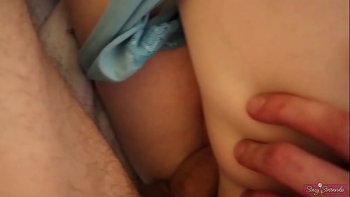 Спящаю сестру