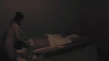 Сексуальная звезда с утонченным телом любит расслабляться не только в массажных кабинетах