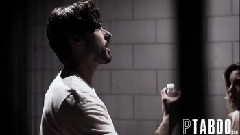 Что просто невозможно заставить себя не пялиться